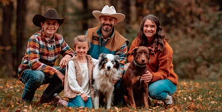 Chiropractor Ashland OH Jenny Pamer With Family