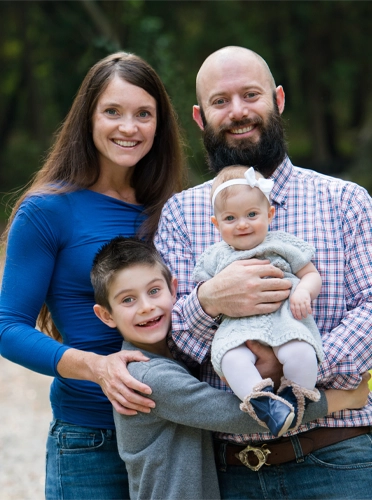 Chiropractor Ashland OH Jenny Pamer With Family Chiropractor Ashland OH Jenny Pamer With Family